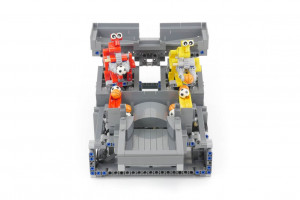 LEGO GBC - catch and Spin - two robots taking GBC balls and carrying them to an upper ramp | building instructions and LEGo kits available | Akiyuki & Planet GBC