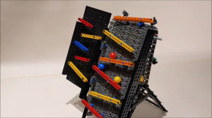 LEGO Ball Track Upside Down - an amazing mix between LEGO great ball contraption and LEGO automata - designed by Diamabolo - PlanetGBC