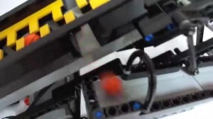 Lego Technic - the rocking escalator (GBC) 135