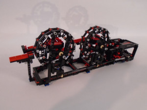 LEGO GBC - Circus, from the LEGO Great Ball Contraption designer Pinno, a marble run machine featuring one stepper and two loops, easy to reproduce with kids - pdf instructions and starter kits available | Planet GBC