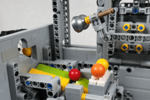 LEGO-GBC-BallRollingMachine15-Rimo-Yaona-PlanetGBC (2)