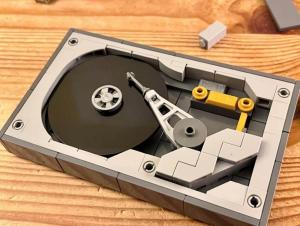 LEGO MOC - Hard Drive, by Zachary Steinman | Planet GBC